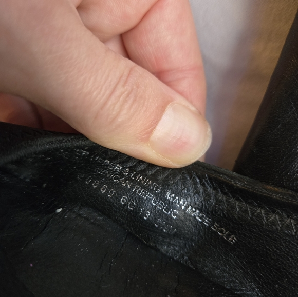 Tory Burtch Reva Ballet Flats Black Leather 8.5 Gold Medallion - Picture 11 of 12